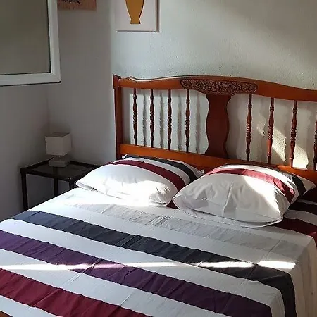 Le Petit Frigouye Bed & Breakfast Rochefort-du-Gard