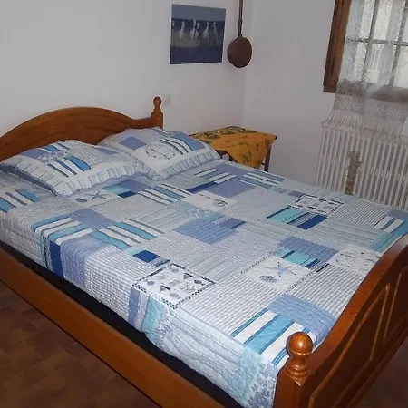 Le Petit Frigouye Bed & Breakfast